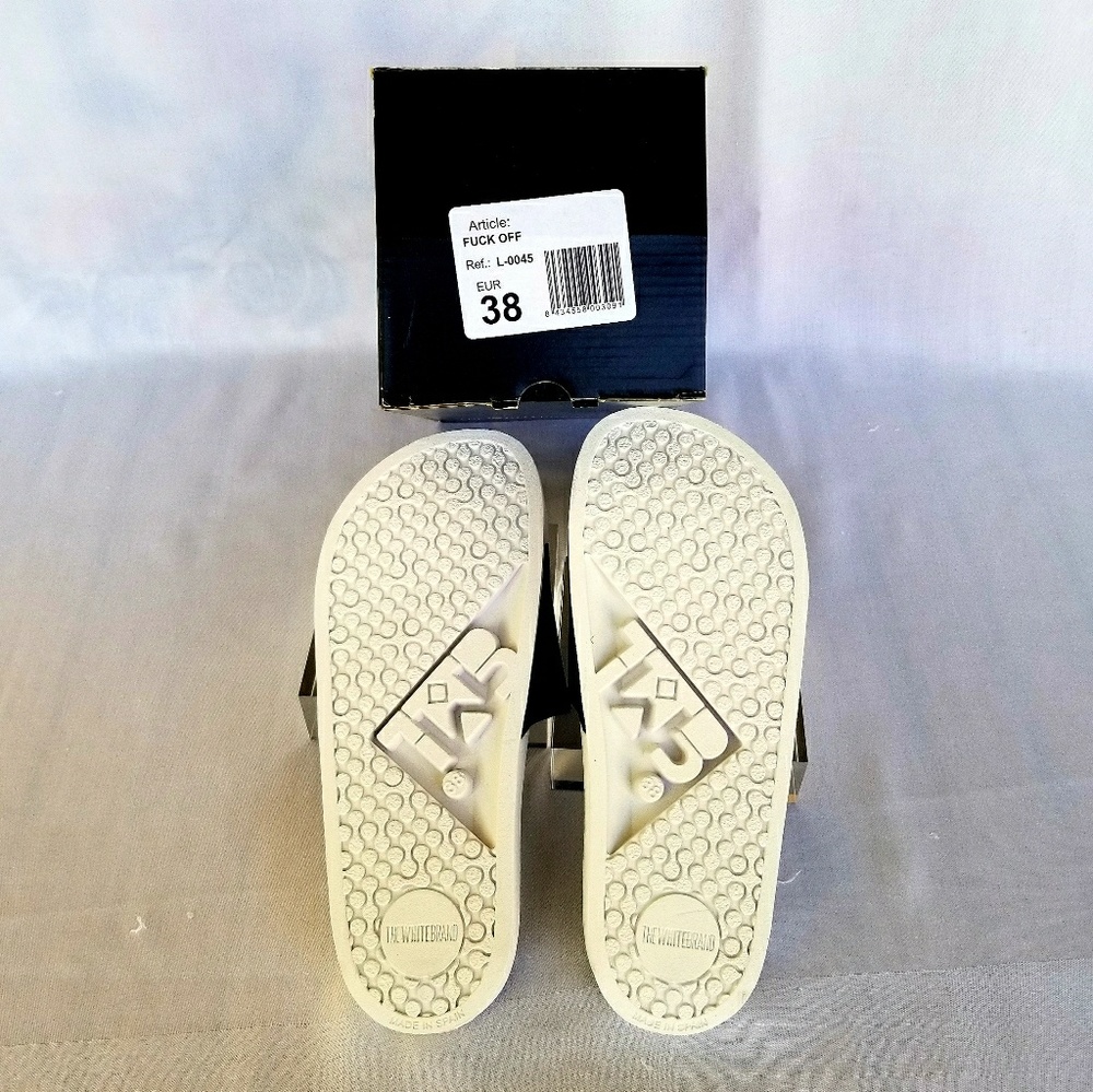 NWT The White Brand Fuck Off Black/White Slides - Picture 3 of 6